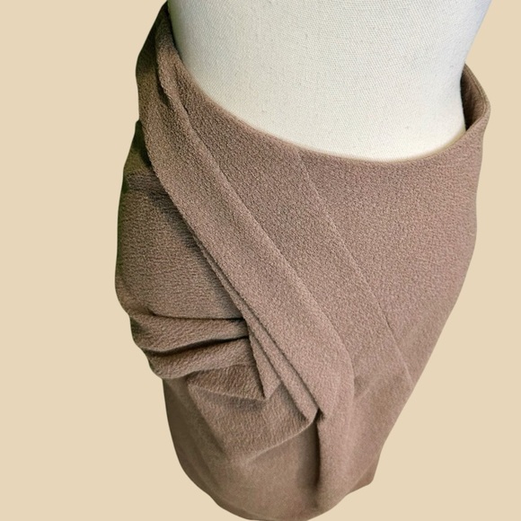 NWT Donna Karan Collection Wool Crepe Pintucked Design Pencil Skirt in Nougatine - Picture 4 of 14